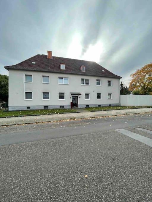 Zentrale Grosse Vollausgestattete Wohnung Fuer Alle Zwecke Perfekt Geeignet 威滕 外观 照片